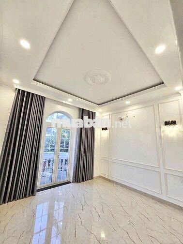 NHÀ MỚI CHO THUÊ - 23A Hoàng Việt, P.4, Tân Bình - DTSD 360m2, 4 Tầng