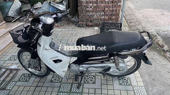Honda Dream Trắng tím đã sử dụng
