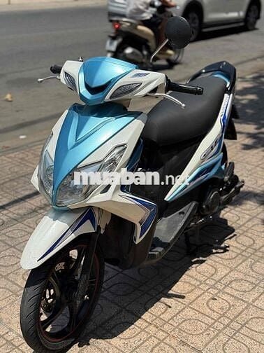 Yamaha Luvias FI 2015 Trắng, Xanh