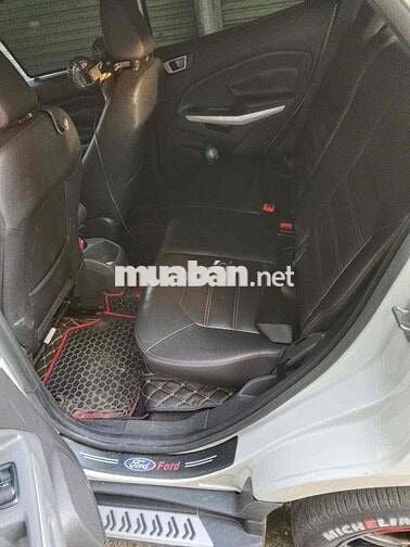 Ford EcoSport Trắng