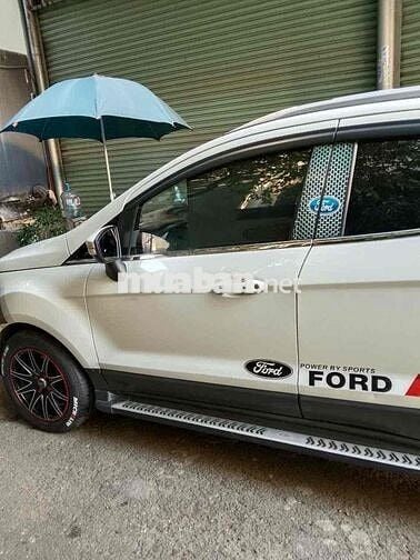 Ford EcoSport Trắng