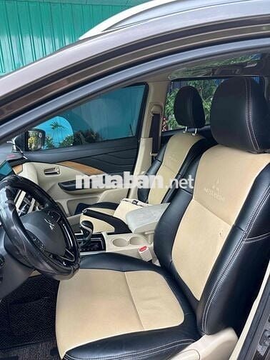 Mitsubishi Xpander 2019 Nâu Xăng 7 chỗ