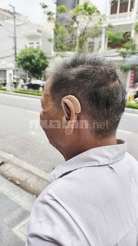 Bác tưởng máy hỏng… Nhưng thực ra đôi tai đã thay đổi sau 6 năm