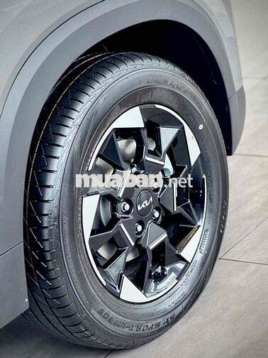 Kia Sonet- Ưu đãi giá- Tặng Bảo hiểm