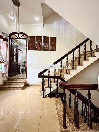 BIỆT THỰ SÂN VƯỜN Q7 VÀI PHÚT ĐẾN Q1 - 100M2 (11x10) - 5 TẦNG - 1 ĐỜI