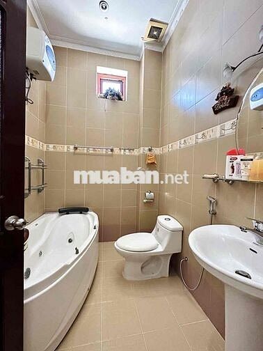BIỆT THỰ SÂN VƯỜN Q7 VÀI PHÚT ĐẾN Q1 - 100M2 (11x10) - 5 TẦNG - 1 ĐỜI