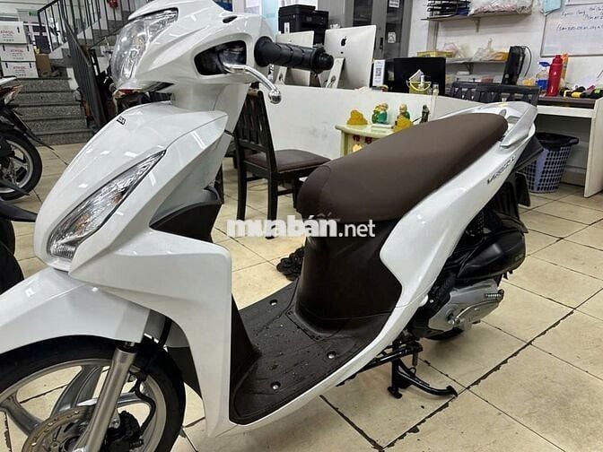 Honda Vision 110cc 2014 bs 59s2-15956