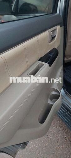 Toyota Fortuner G 2013 Số sàn Bạc