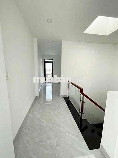 Nhỉnh 7 tỷ - Nhà Đẹp 5 tầng - 4.3x16 - Giáp Aeon Tên Lửa, Bình Tân