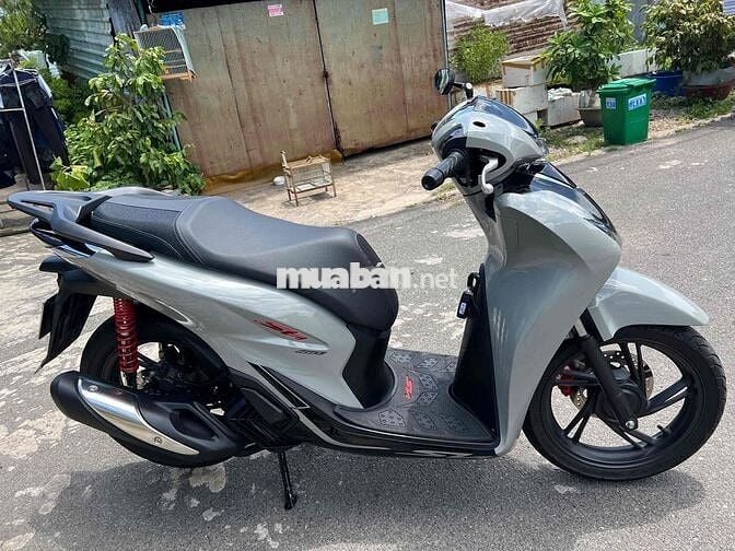 Honda SH160 ABS Tự động Xám xi măng Thấp