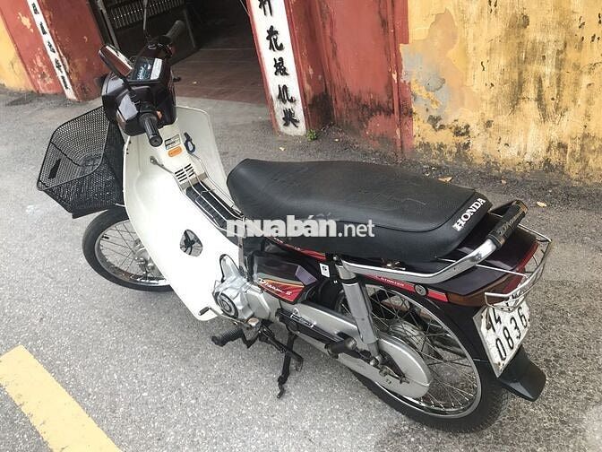 Honda Dream II 2000
