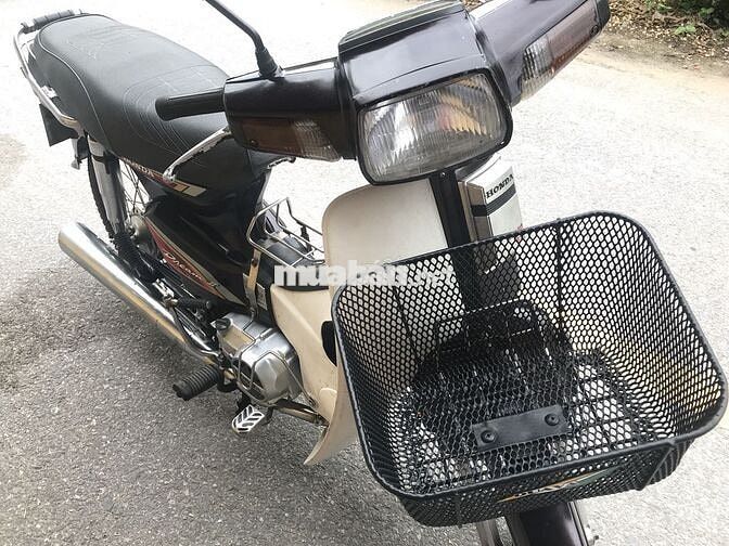 Honda Dream II 2000