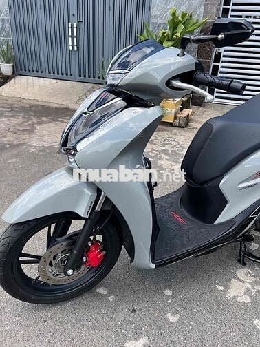Honda SH160 ABS Tự động Xám xi măng Thấp