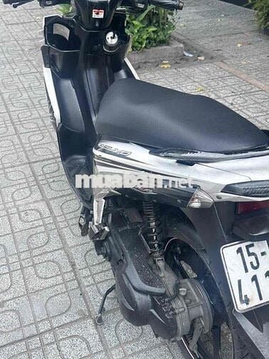 Yamaha Nouvo 124 cm3 Trắng, Đen