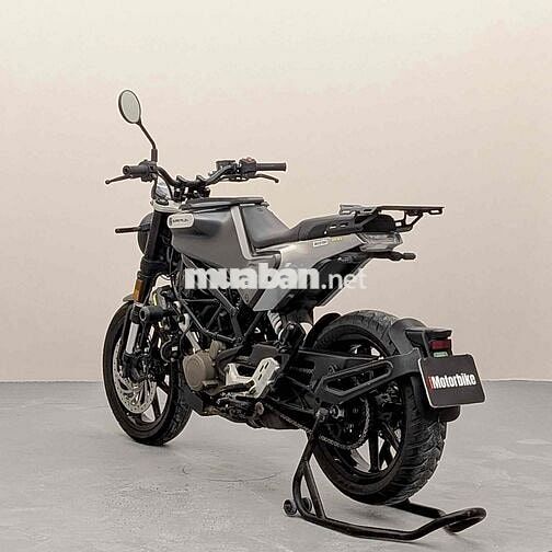 Husqvarna Svartpilen 200 2021 Xám