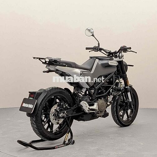 Husqvarna Svartpilen 200 2021 Xám