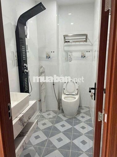 Nhà 1 trệt 1 lửng 3 lầu Liên khu 4/5 BHH B bình tân 