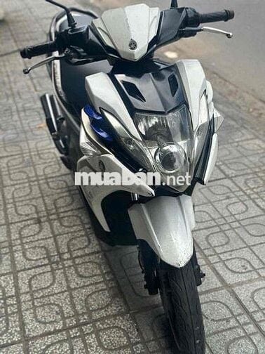 Yamaha Nouvo 124 cm3 Trắng, Đen