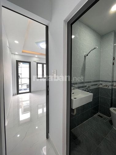 Bán gấp Nhà riêng 3 tầng mới đẹp Binh Long, 24m2, hẻm 3m thông, chỉ 3t