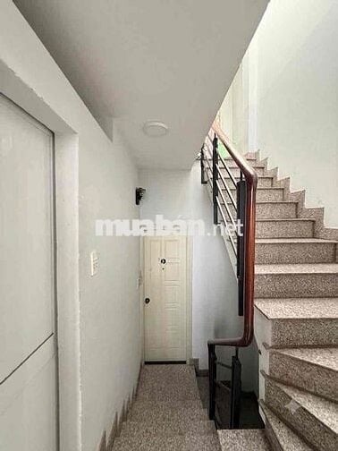 LÝ THÁI TỔ NGAY BV NHI ĐỒNG - NỞ HẬU 8M - 6PN KHÉP KÍN SÁT MẶT TIỀN .