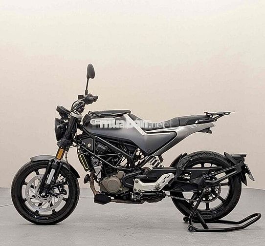 Husqvarna Svartpilen 200 2021 Xám