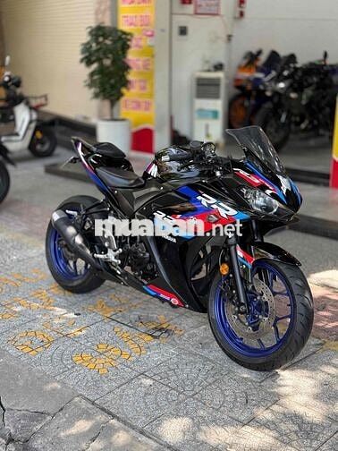 Yamaha R3 Đen