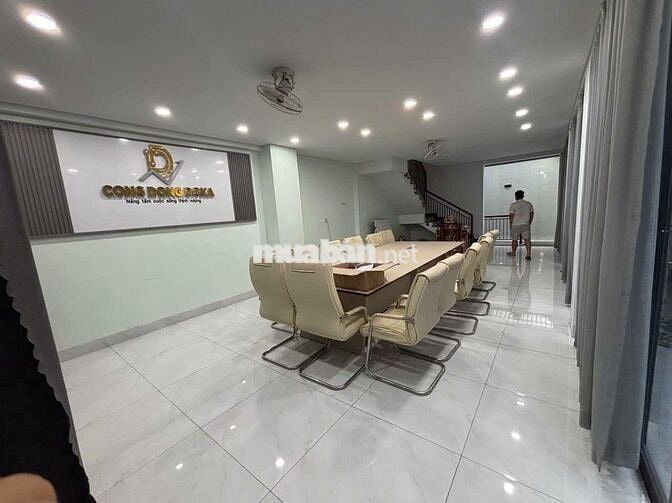 Cho Thuê Nhà 3 lầu Đẹp Diện Tích Rộng Khu Dân Cư Hiệp Thành City Q12