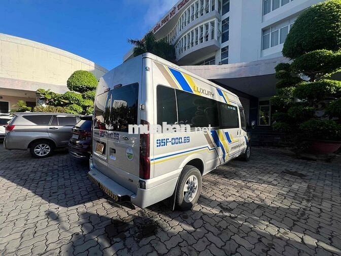 Ford Transit 2018 16 chỗ Bạc