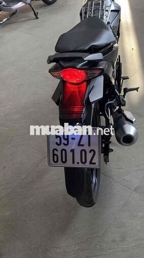 SUZUKI SATRIA 2023