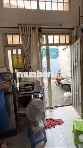 CHO THUÊ NHÀ NHỎ 1 LỬNG 2 LẦU GẦN GA SÀI GÒN