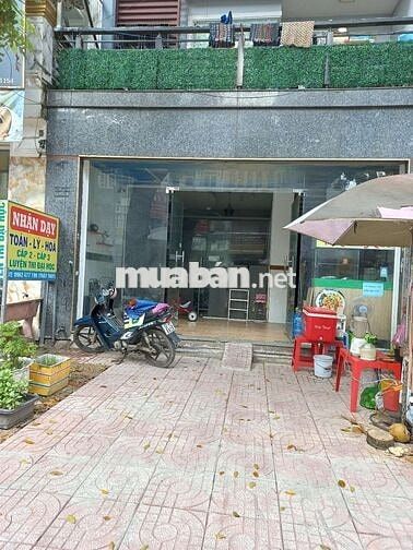 Mặt bằng kinh doanh đường lớn Bình Tân