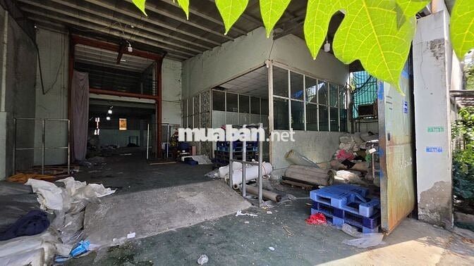 Xưởng cho thuê DT 600m2, có lửng, gần chợ chữ S, Xã Xuân Thới Đông