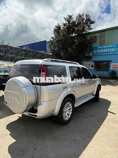 Ford Everest 2015 Số sàn Bạc