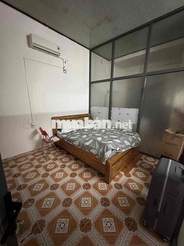 cho thuê nhà 2tầng mặt tiền HÀ HUY TẬP