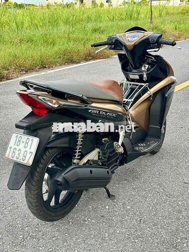 Honda Air Blade 2013 Fi Đen Vàng Đồng