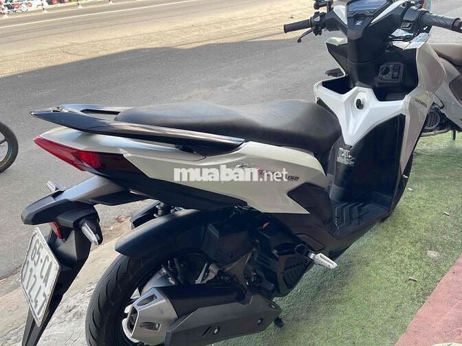 Honda Vario 150 Trắng