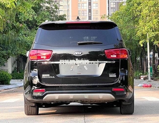 Kia Sedona Luxury 2.2D sản xuất 2021