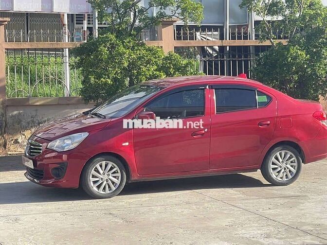 Mitsubishi Attrage 2019 Đỏ Thái Lan