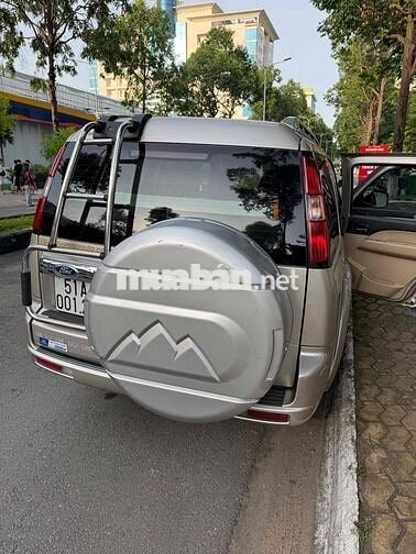 Ford Everest 2010 Số sàn Vàng cát 147.000km