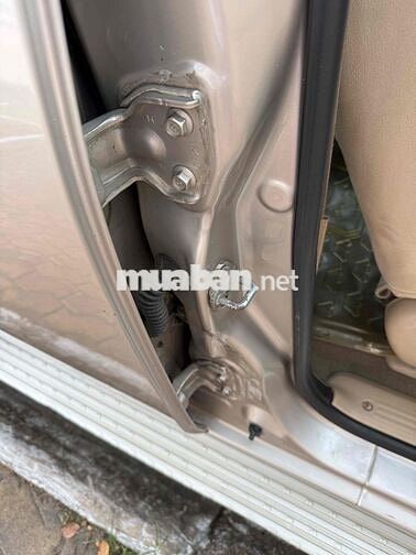 Ford Everest 2010 Số sàn Vàng cát 147.000km