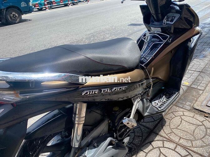 Honda Air Blade 2012 Đen Vàng Đồng