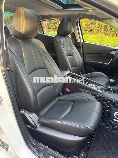 Mazda 3 Luxury 1.5 AT sản xuất 2019
