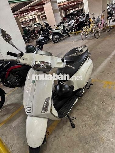 Piaggio Vespa Sprint Trắng Số tự động