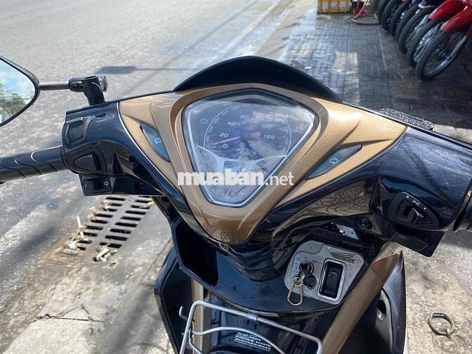 Honda Air Blade 2012 Đen Vàng Đồng