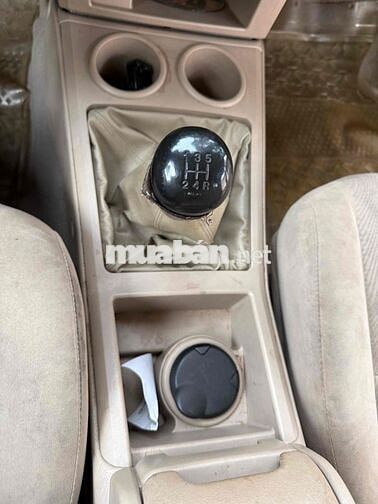 Ford Everest 2010 Số sàn Vàng cát 147.000km