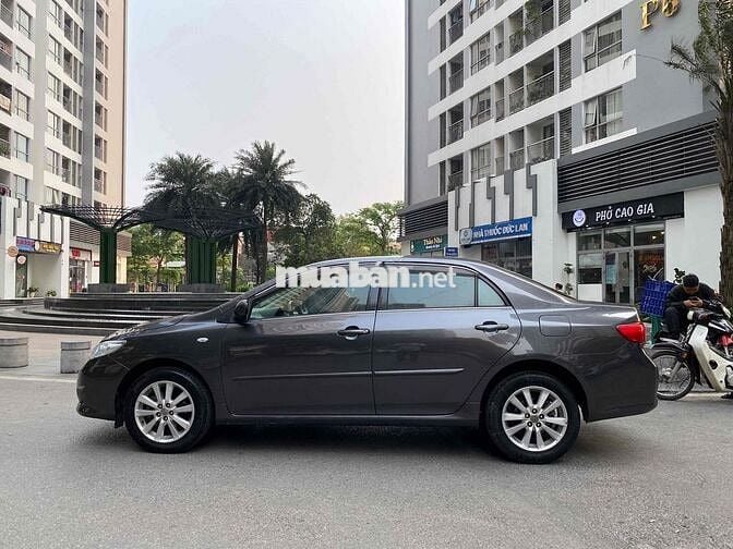 Toyota Corolla Altis GLi  đki 2010 nhập nhật 1.8L