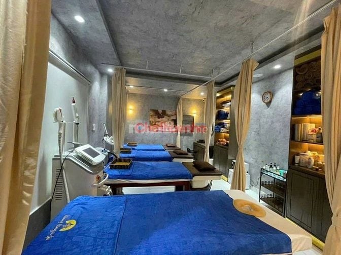 MẶT TIỀN QUẬN 1  - GẦN CHỢ BẾN THÀNH - CHỈ 18 TỶ - DÒNG TIỀN 36TR/THÁN