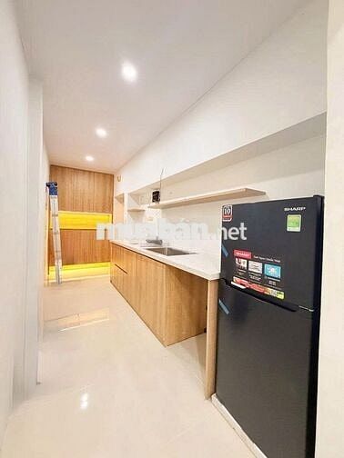 Cho thuê ch tập thể tầng 2 ngõ 190 Lò Đúc - 68m2 -2 ngủ