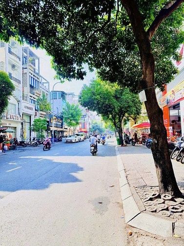 Cho Thuê Nhà 223-225-227 Nguyễn Trãi, Phường Cầu Ông Lãnh, TP.HCM 