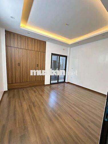 Nhà 5 tầng mới tinh trung tâm Hai Bà Trưng – Gần phố về ở ngay